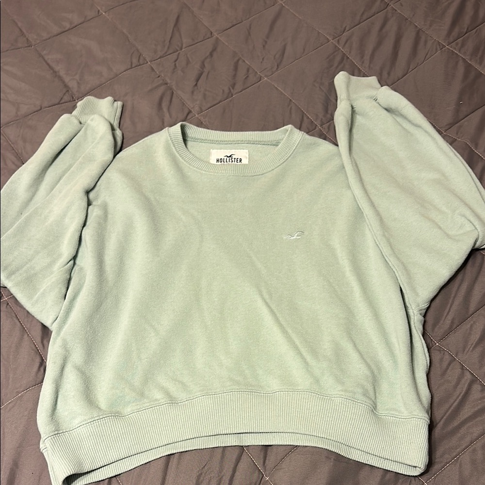 Hollister Mint Green Sweatshirt